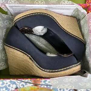 Tory Burch Cerise Royal Navy Canvas, Leather & Jute Espadrilles size 8.5